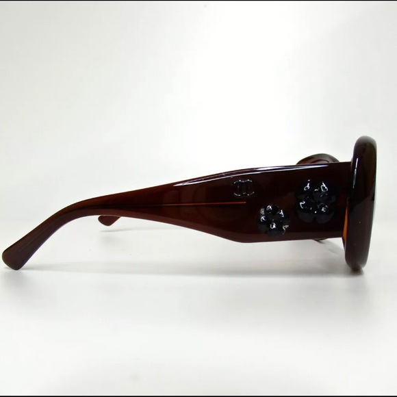 Chanel Camellia flower sunglasses - Picture 5 of 10